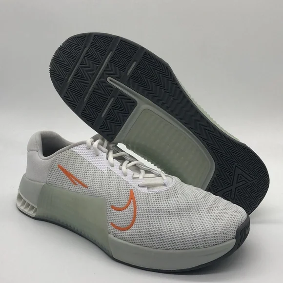 New Nike Metcon 9 Men's White Light Silver Gym Training Shoes DZ2617-101 NWOB - Picture 1 of 5